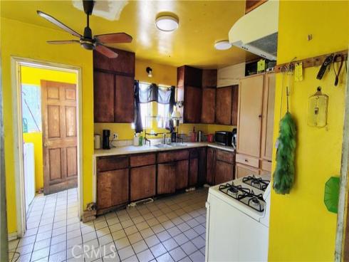 920 S Flower  , Santa Ana, CA