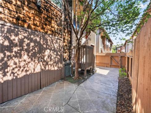 1060  Cabrillo Park  A  Drive, Santa Ana, CA