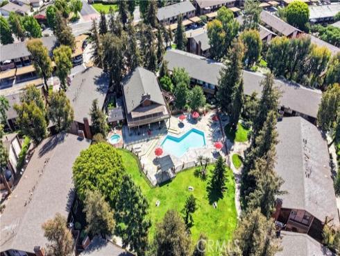 1060  Cabrillo Park  A  Drive, Santa Ana, CA