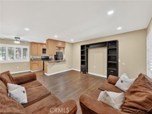 1060  Cabrillo Park  A  Drive, Santa Ana, CA