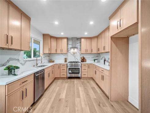 13382  Mount Hood  , Santa Ana, CA