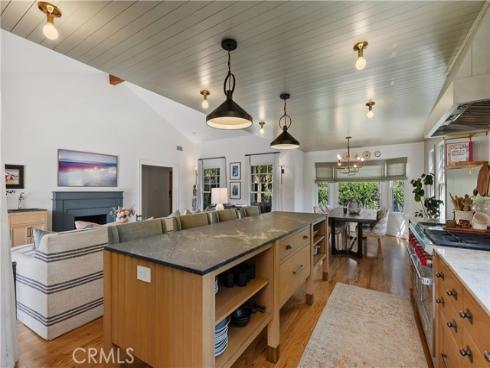 2316  North Flower Street  , Santa Ana, CA