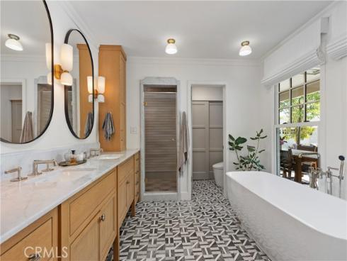 2316  North Flower Street  , Santa Ana, CA