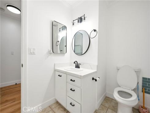 1602 N King,  APT#D4  Street, Santa Ana, CA