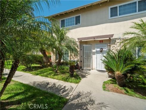 1602 N King,  APT#D4  Street, Santa Ana, CA