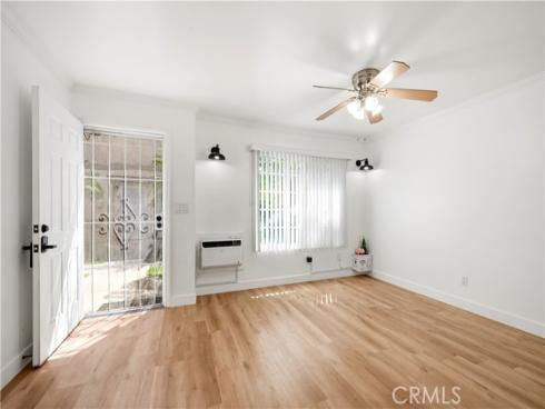 1602 N King,  APT#D4  Street, Santa Ana, CA