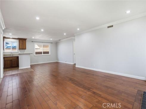 2083 S Cedar   Street, Santa Ana, CA