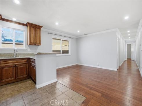 2083 S Cedar   Street, Santa Ana, CA