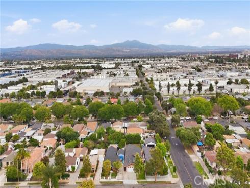 2083 S Cedar   Street, Santa Ana, CA