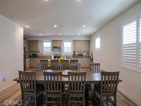 923 E 2nd  , Santa Ana, CA