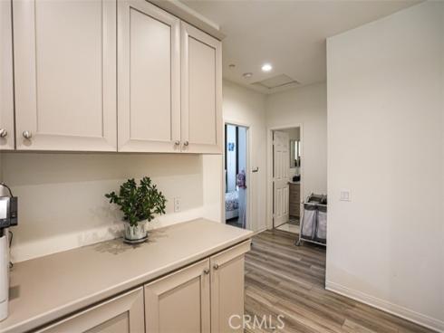 923 E 2nd  , Santa Ana, CA