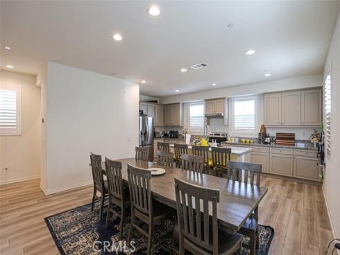 923 E 2nd  , Santa Ana, CA