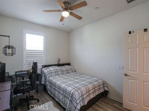 923 E 2nd  , Santa Ana, CA