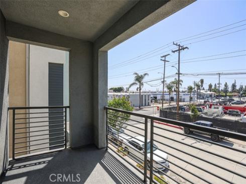 923 E 2nd  , Santa Ana, CA