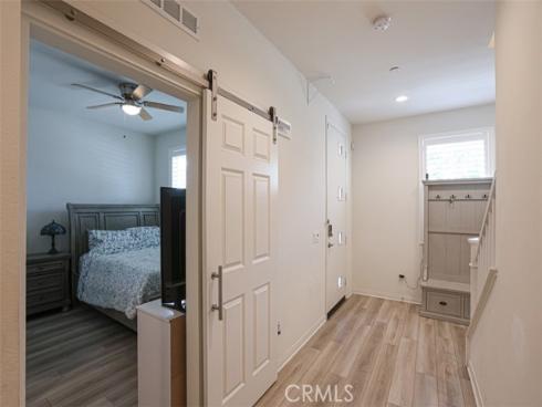 923 E 2nd  , Santa Ana, CA