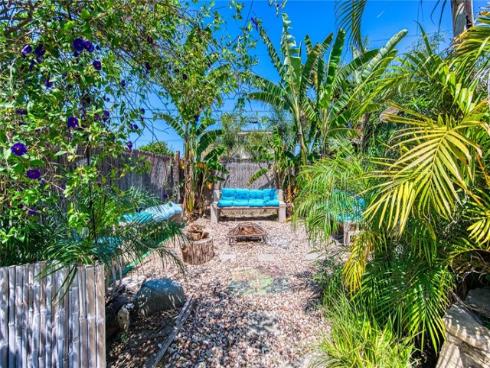 2205 W 7th  , Santa Ana, CA