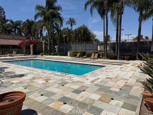 1345 Cabrillo Park H04 , Santa Ana, CA