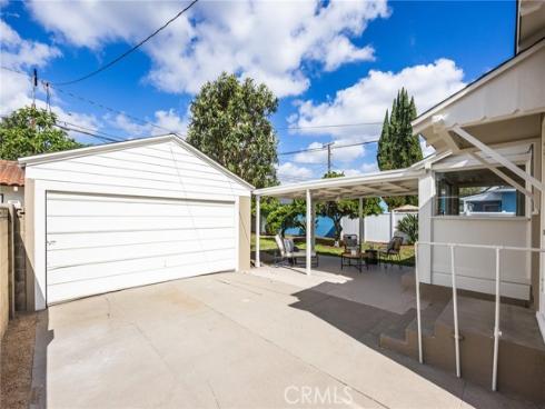 2324 N Riverside  , Santa Ana, CA