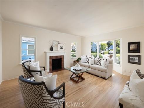 2324 N Riverside  , Santa Ana, CA