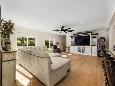 1562  Wyndham   Court, Santa Ana, CA