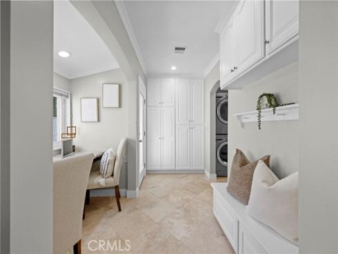 709 E Catalina  , Santa Ana, CA