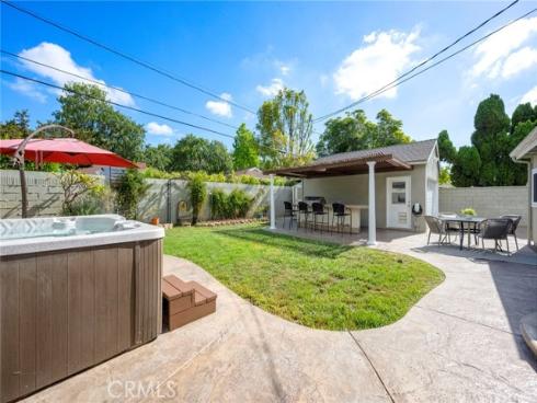 709 E Catalina  , Santa Ana, CA