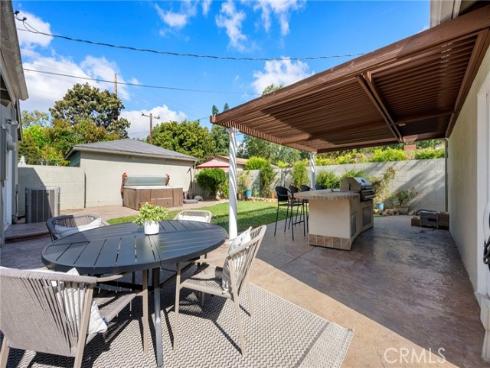 709 E Catalina  , Santa Ana, CA