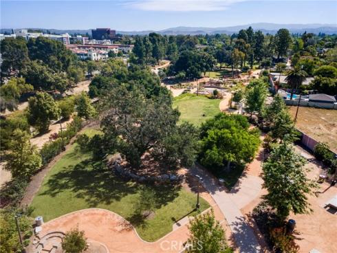 709 E Catalina  , Santa Ana, CA