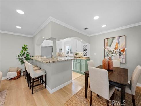 709 E Catalina  , Santa Ana, CA