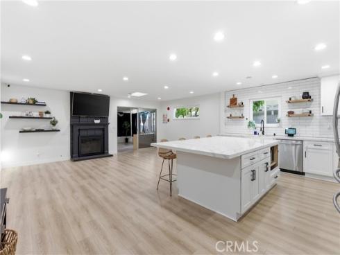 1806 W Saint Andrew , Santa Ana, CA