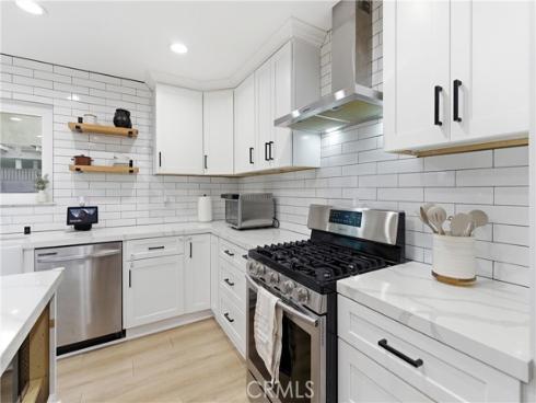 1806 W Saint Andrew , Santa Ana, CA