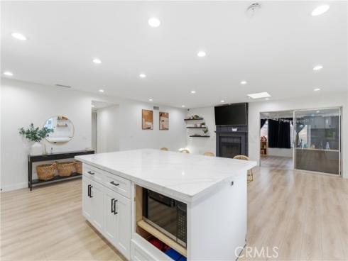 1806 W Saint Andrew , Santa Ana, CA