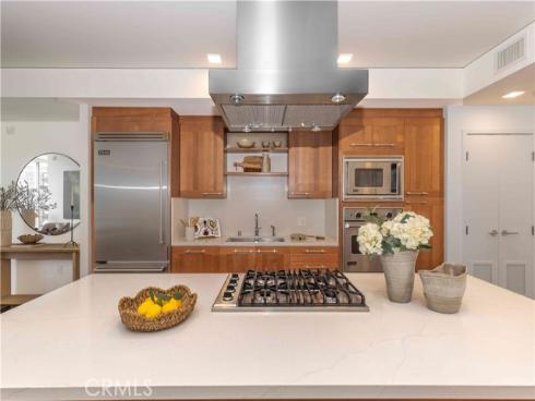 9 Macarthur Place 806