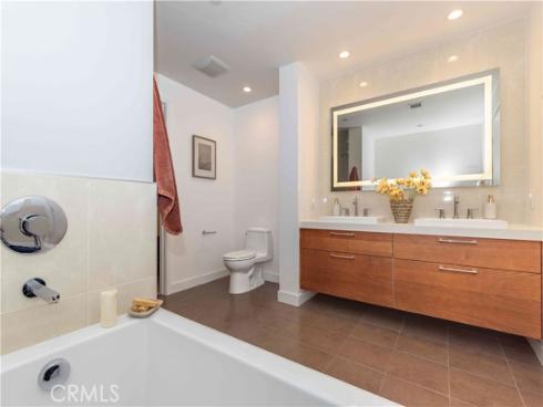 9 Macarthur Place 806 , Santa Ana, CA