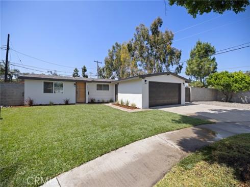 502 E Russell , Santa Ana, CA