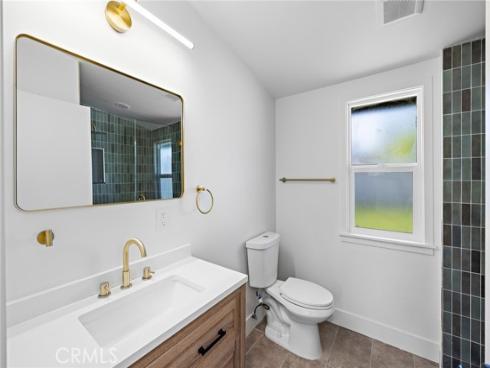 502 E Russell , Santa Ana, CA