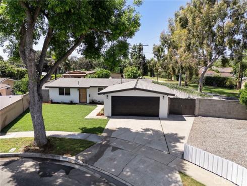 502 E Russell , Santa Ana, CA