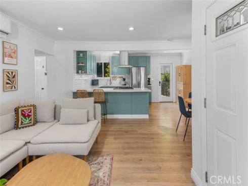 2206 S Shelton  , Santa Ana, CA