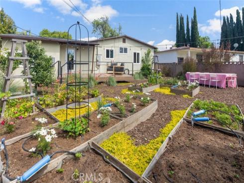 2206 S Shelton  , Santa Ana, CA
