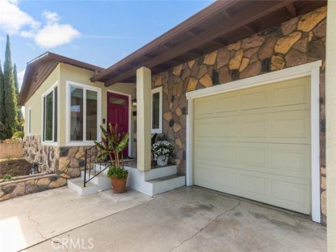 2206 S Shelton  , Santa Ana, CA