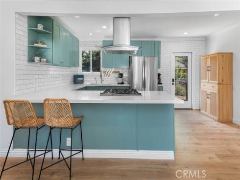 2206 S Shelton  , Santa Ana, CA