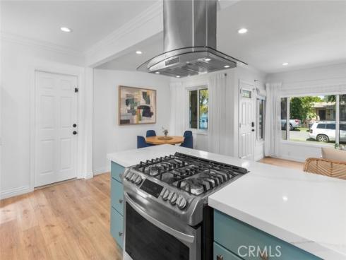 2206 S Shelton  , Santa Ana, CA
