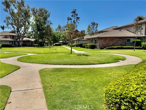 1707 Normandy D Place, Santa Ana, CA