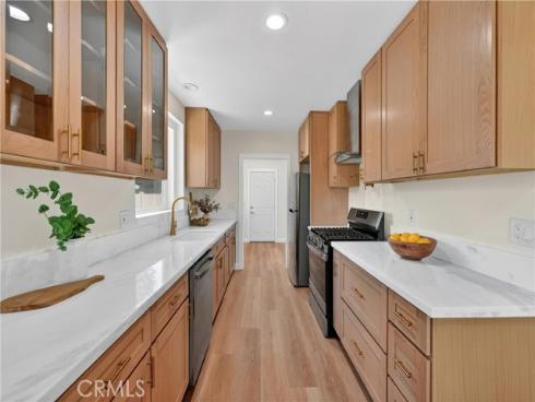 1404 N Freeman , Santa Ana, CA