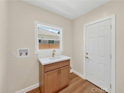 1404 N Freeman , Santa Ana, CA