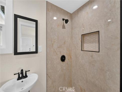 1404 N Freeman , Santa Ana, CA