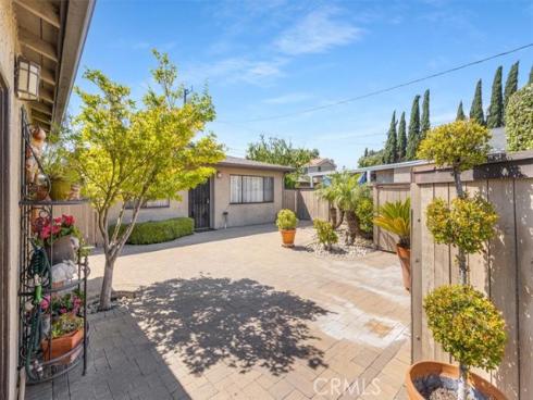 2114 Orange Avenue, Santa Ana, CA