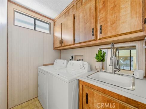 2621 Park Lake 197 , Santa Ana, CA