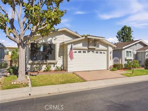 2621 Park Lake 197 , Santa Ana, CA