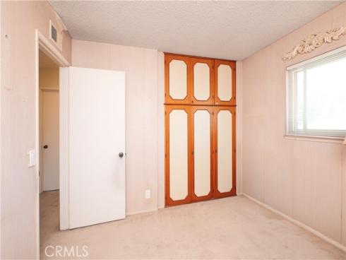 2001 W San Lorenzo , Santa Ana, CA